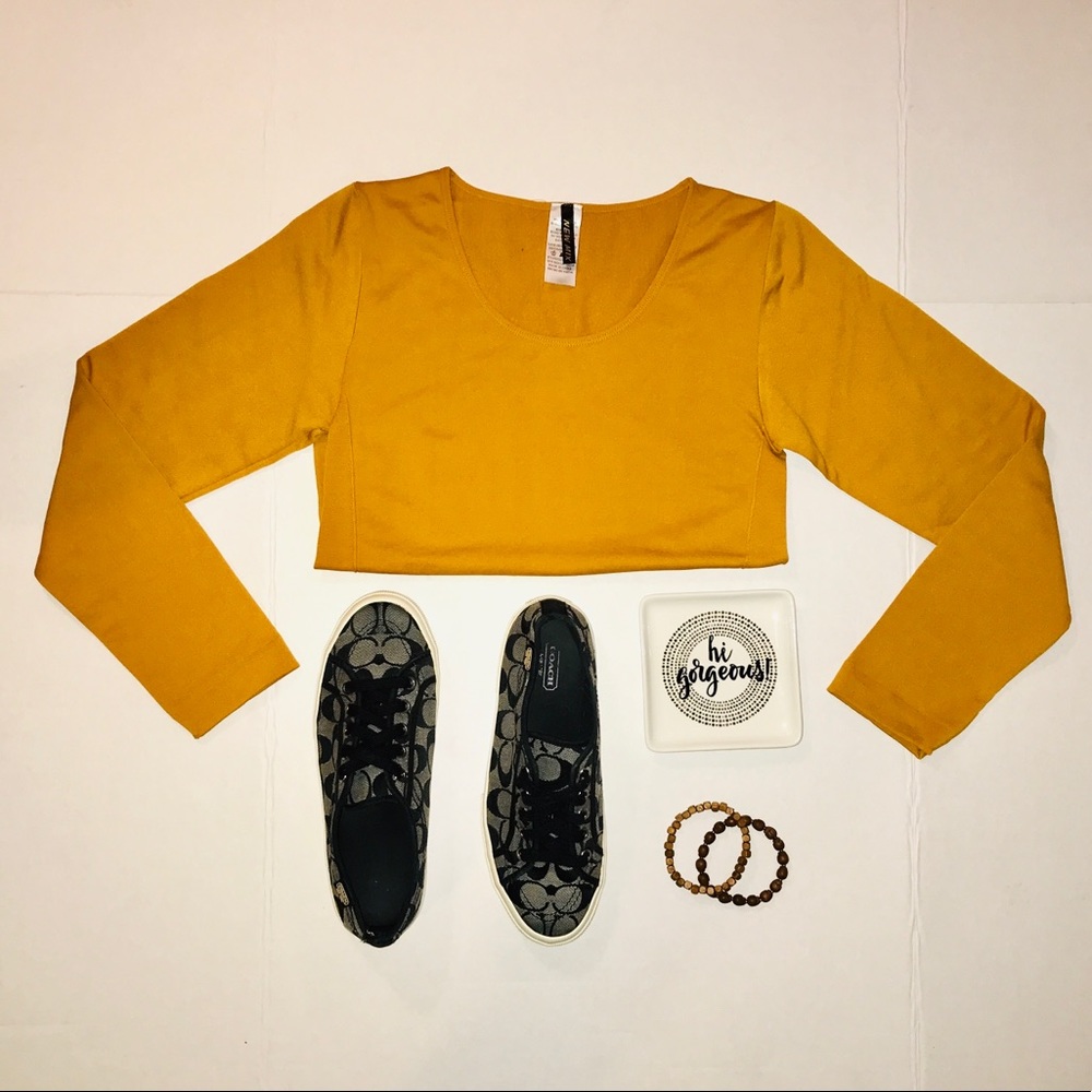 NWT Mustard colored body con long sleeve